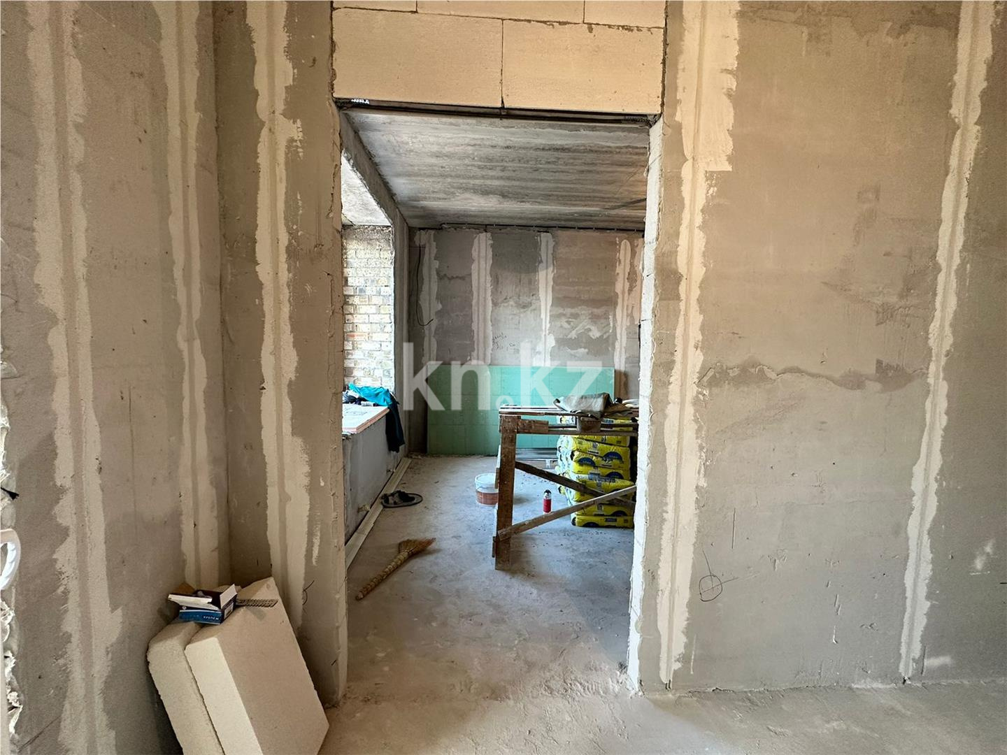 Продажа 3-комнатной квартиры, 104 м², пр. Шахтеров, дом  73/1 - Продажа  трехкомнатных квартир в Караганде фото 12 из 15