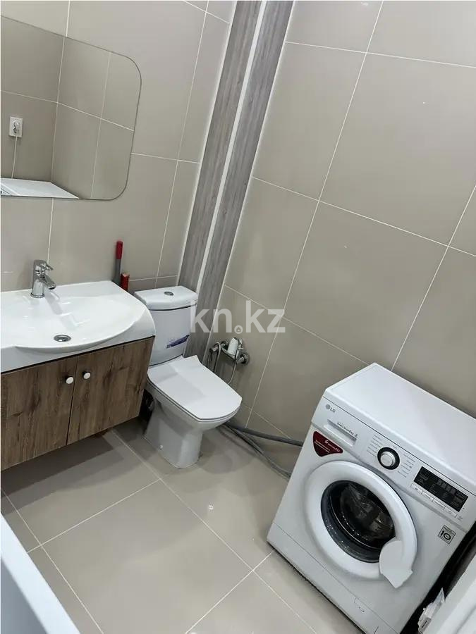 Продажа 2-комнатной квартиры, 42 м², ул. Нажимеденова, дом  13 в Астане - фото 4