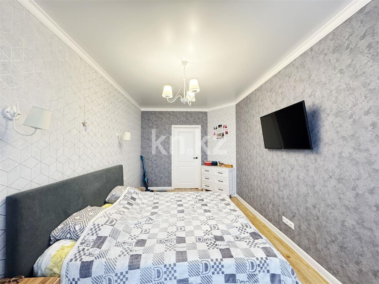 Продажа 2-комнатной квартиры, 57 м², ул. Нарикбаева в Астане - фото 4
