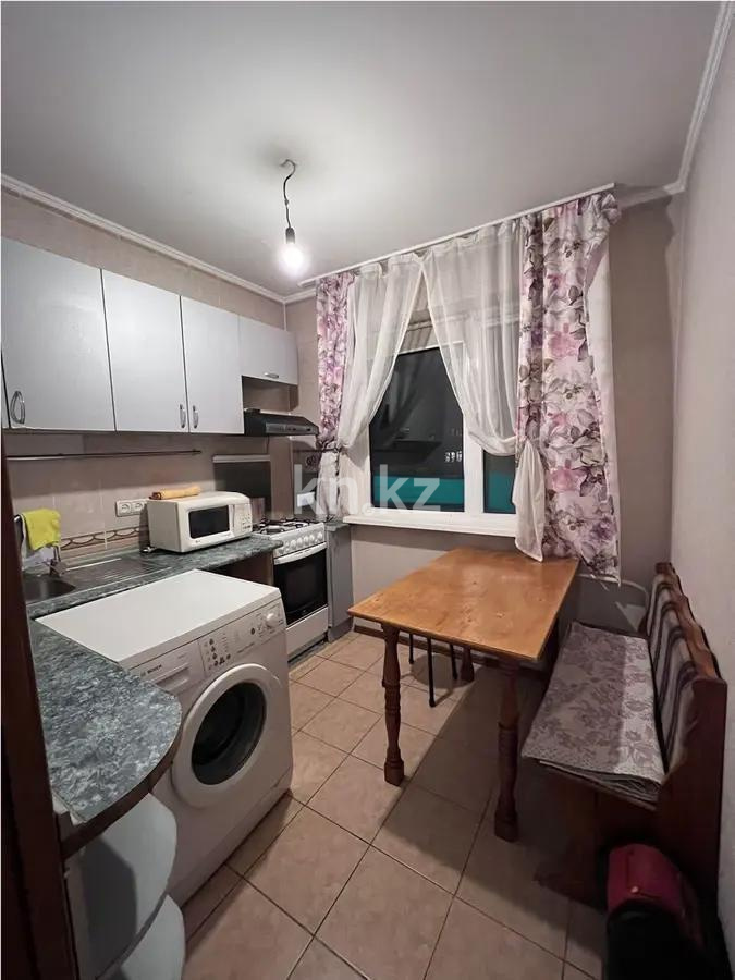 Продажа 2-комнатной квартиры, 46 м², мкр-н 6, дом  12 в Алматы - фото 3