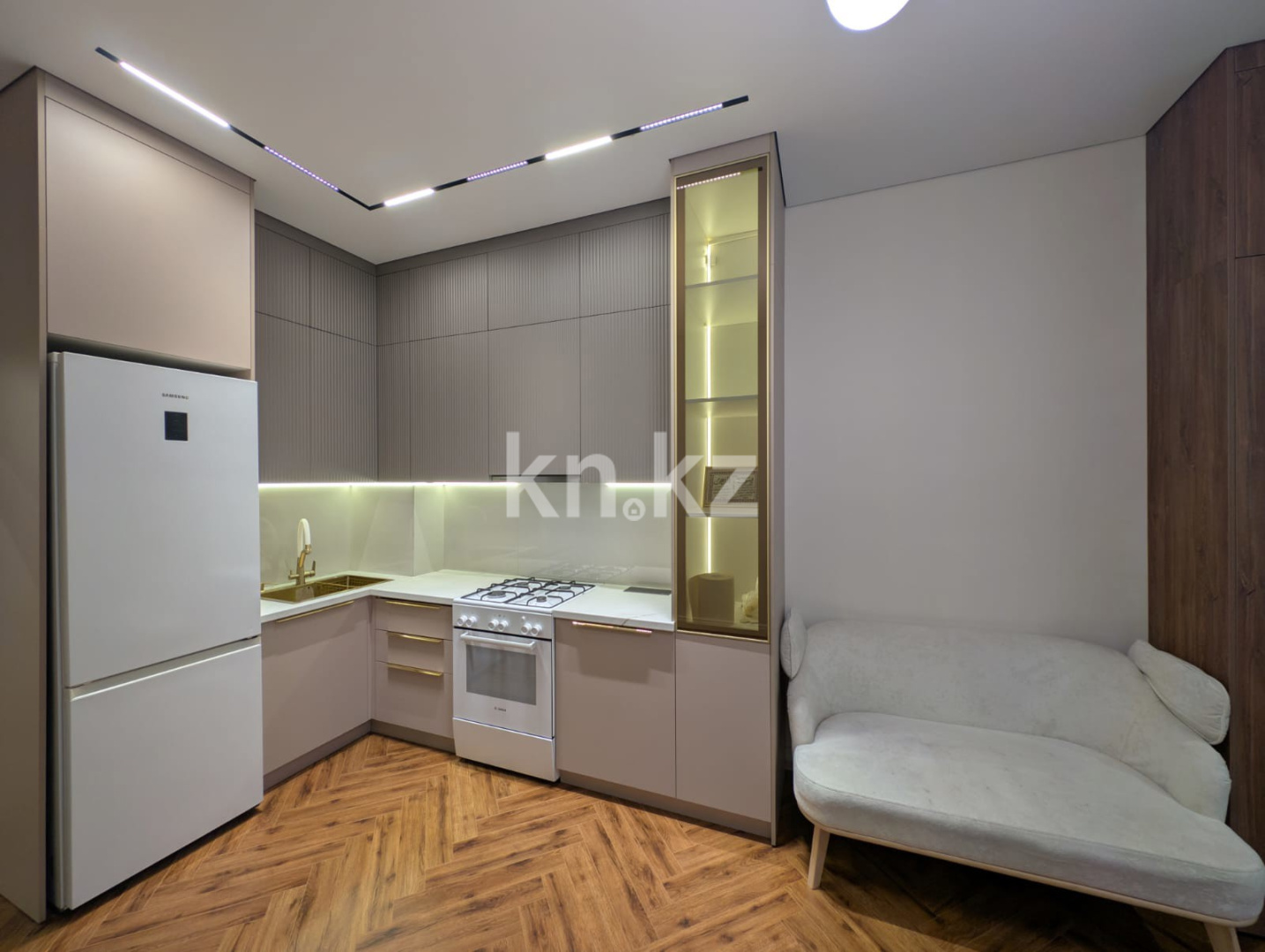 Продажа 2-комнатной квартиры, 80.3 м² - Продажа жилой и коммерческой недвижимости в Уральске фото 13 из 26