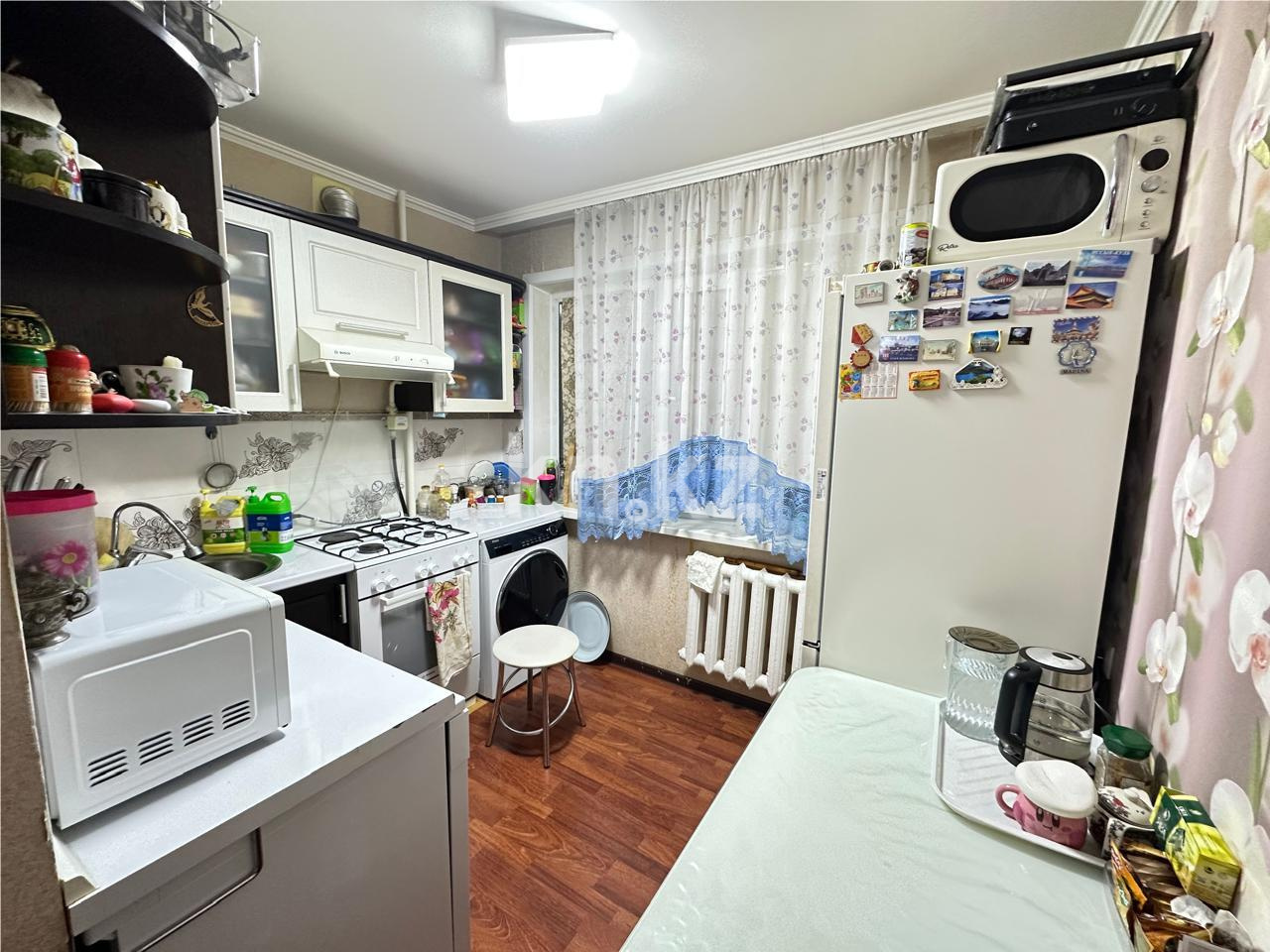 Продажа 3-комнатной квартиры, 68 м² - Продажа  трехкомнатных квартир в Караганде на Юго-Востоке фото 8 из 17