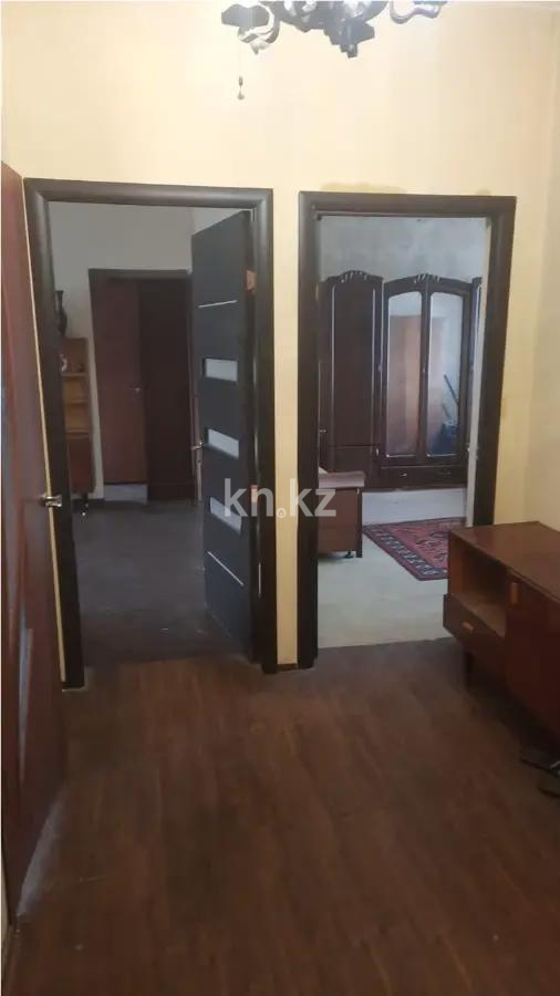 Продажа 4-комнатной квартиры, 80 м², ул. Тургута Озала, дом  63 в Алматы - фото 3