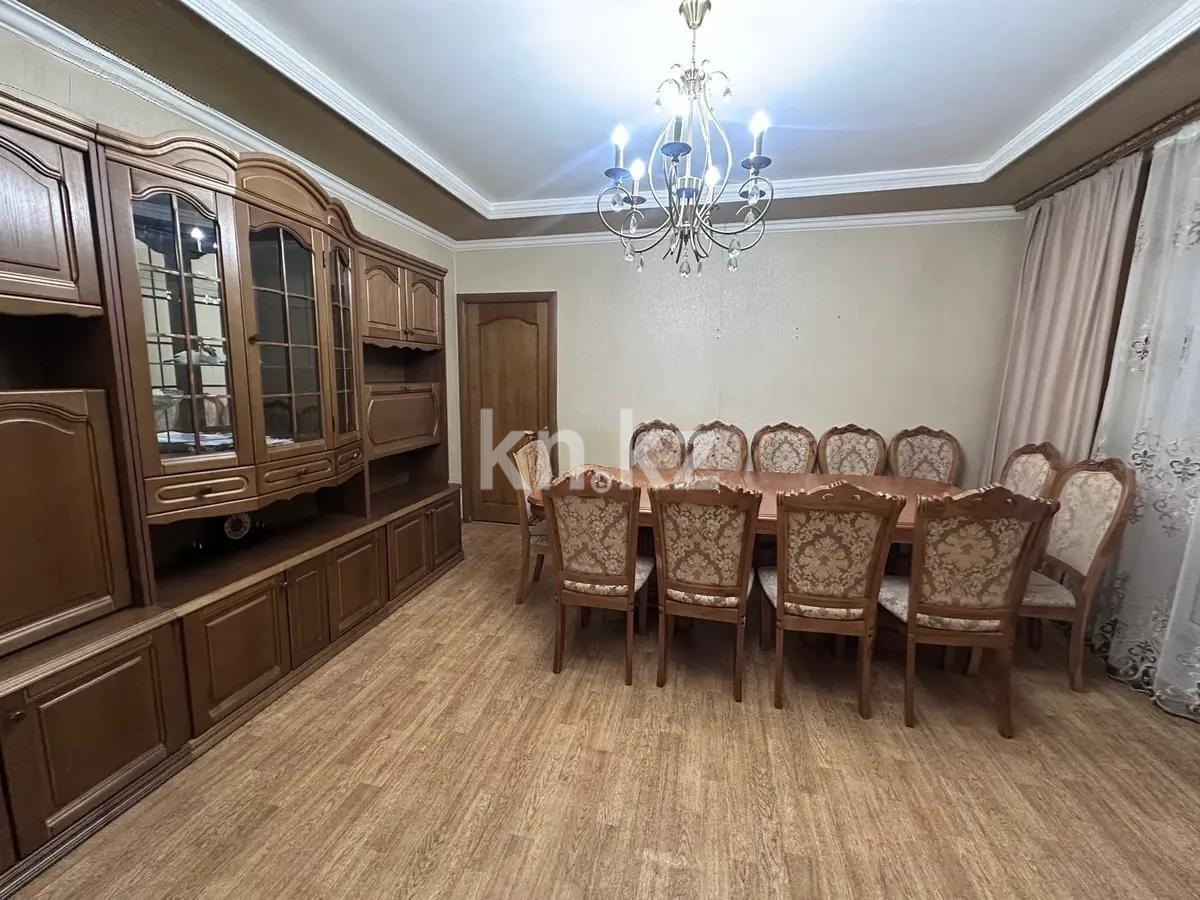 Продажа 4-комнатной квартиры, 75 м², пр. Шахтеров - Продажа  четырехкомнатных квартир в Караганде фото 1 из 4
