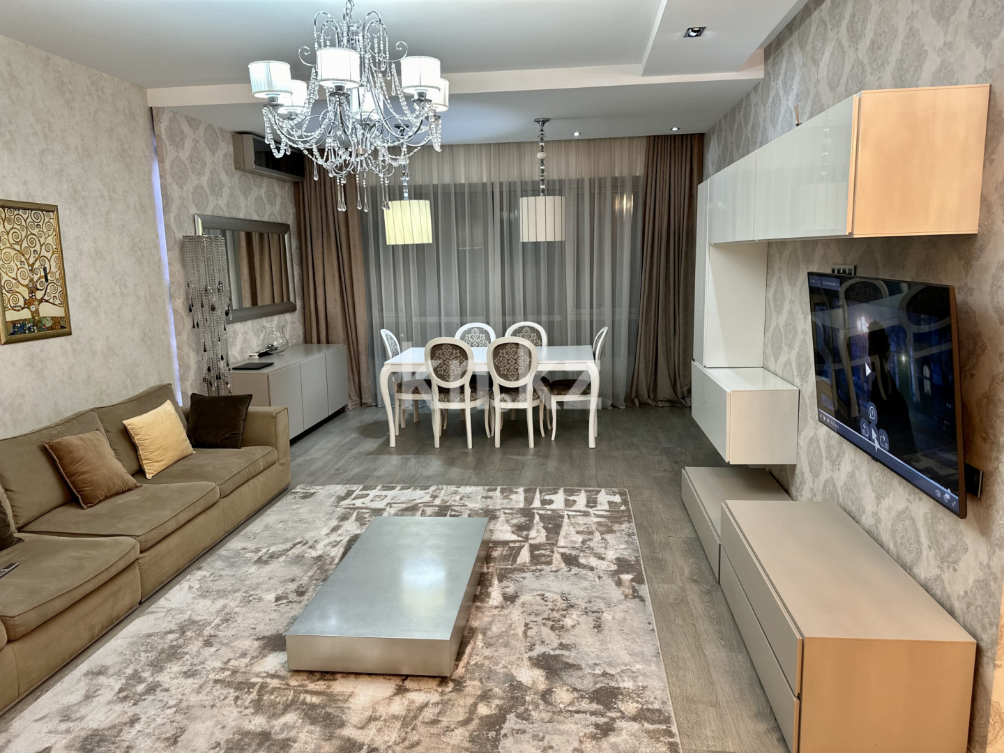 Продажа 4-комнатной квартиры, 159 м², бул. Бухар Жырау, дом  27/5в - ул. Маркова - Продажа квартир в Алматы фото 1 из 24