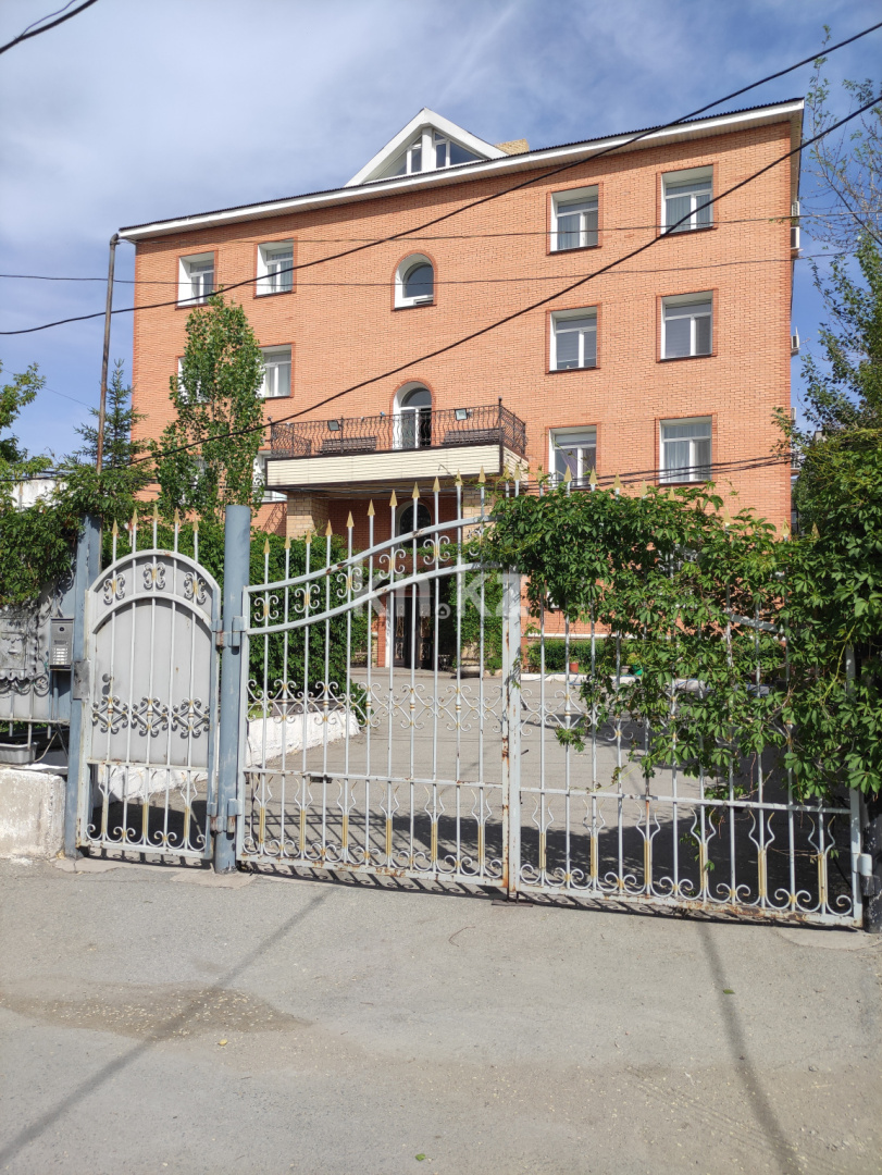 Продажа 4-комнатной квартиры, 140 м², мкр-н Горка Дружбы, дом  12В - Продажа квартир в Темиртау фото 1 из 26