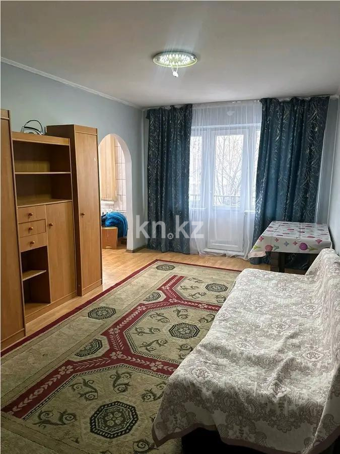 Продажа 3-комнатной квартиры, 62 м², 1 мкр., дом  37 в Алматы - фото 4