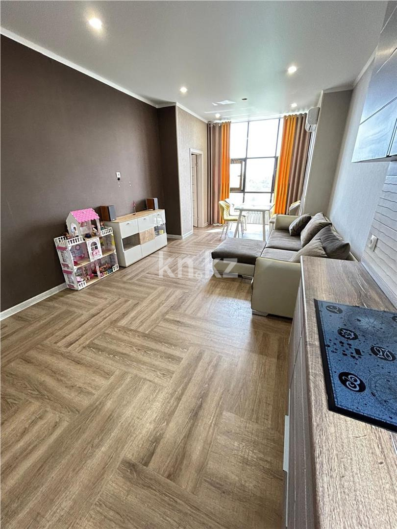 Продажа 2-комнатной квартиры, 65 м², ул. Алиханова, дом  37/4 - Продажа квартир в Караганде фото 17 из 32