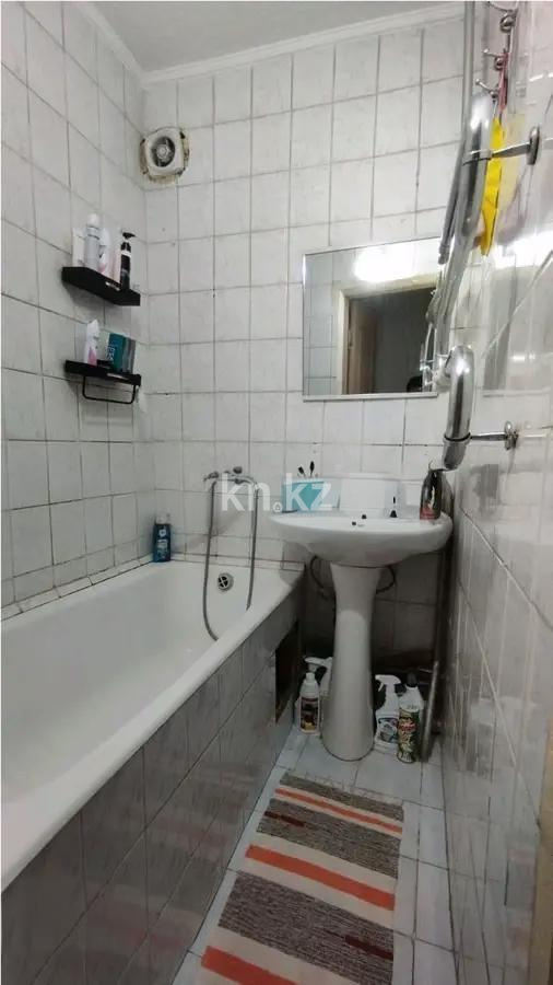 Продажа 3-комнатной квартиры, 61.4 м², ул. Жандосова, дом  69А в Алматы - фото 2