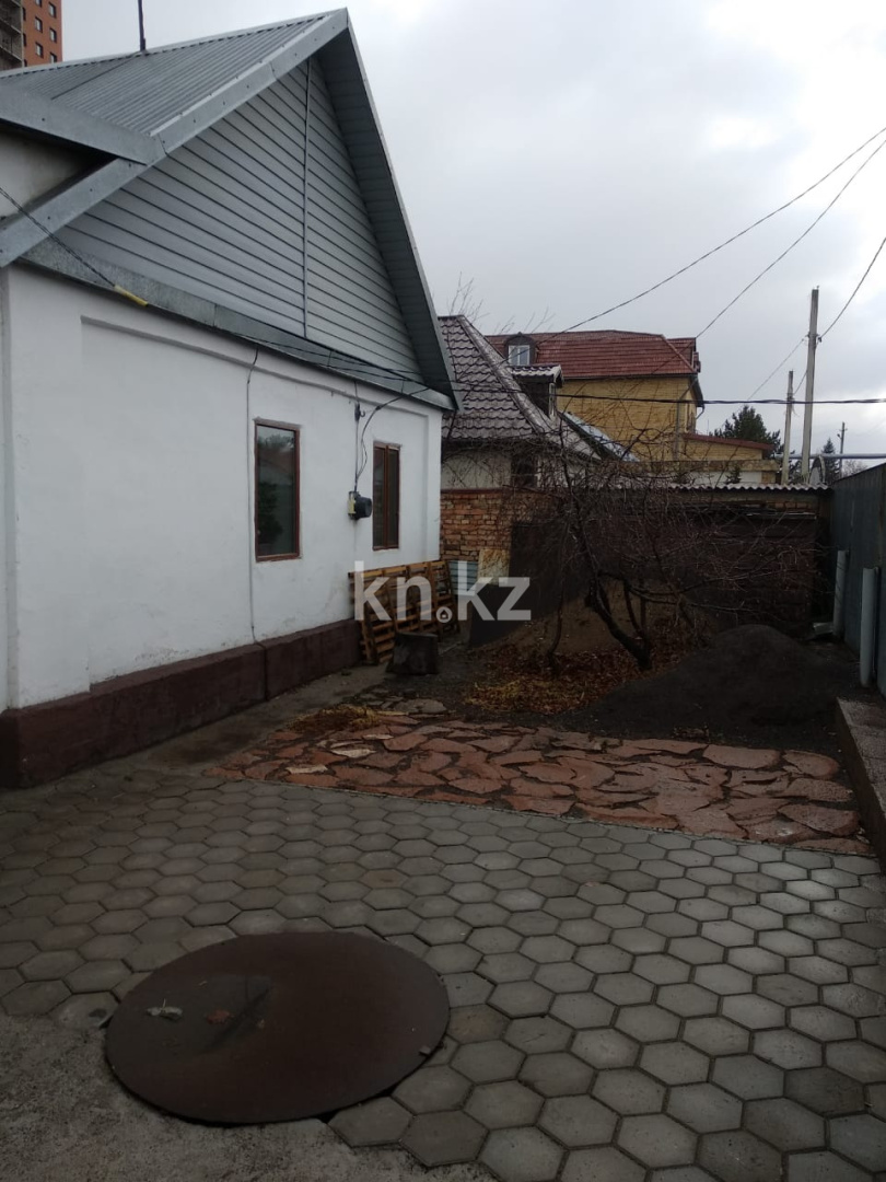 Продажа 4-комнатного дома, 99.5 м², ул. Рахимова - Продажа квартир в Караганде фото 1 из 11