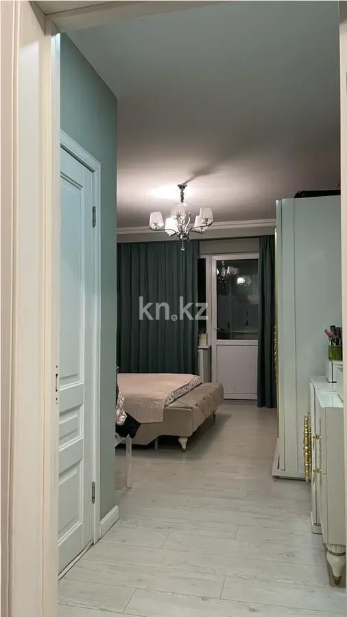 Продажа 2-комнатной квартиры, 70 м², мкр-н Акбулак, дом  9 в Алматы - фото 2