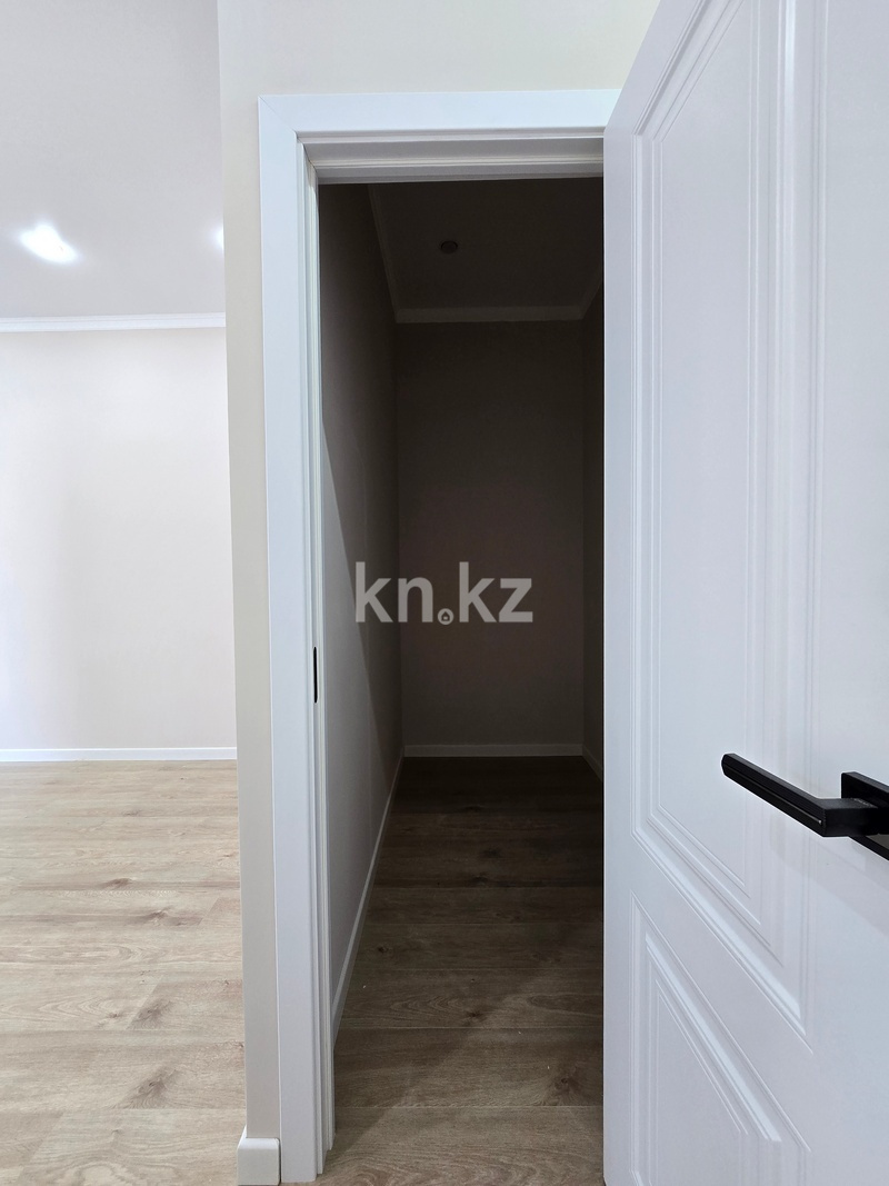 Продажа 2-комнатной квартиры, 55 м², ул. Тургута Озала в Алматы - фото 11