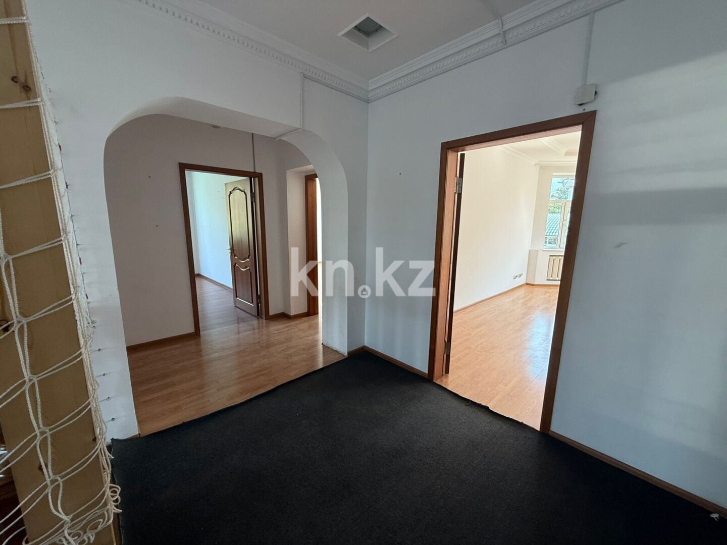 Продажа 7-комнатного дома, 450 м² в Алматы - фото 7