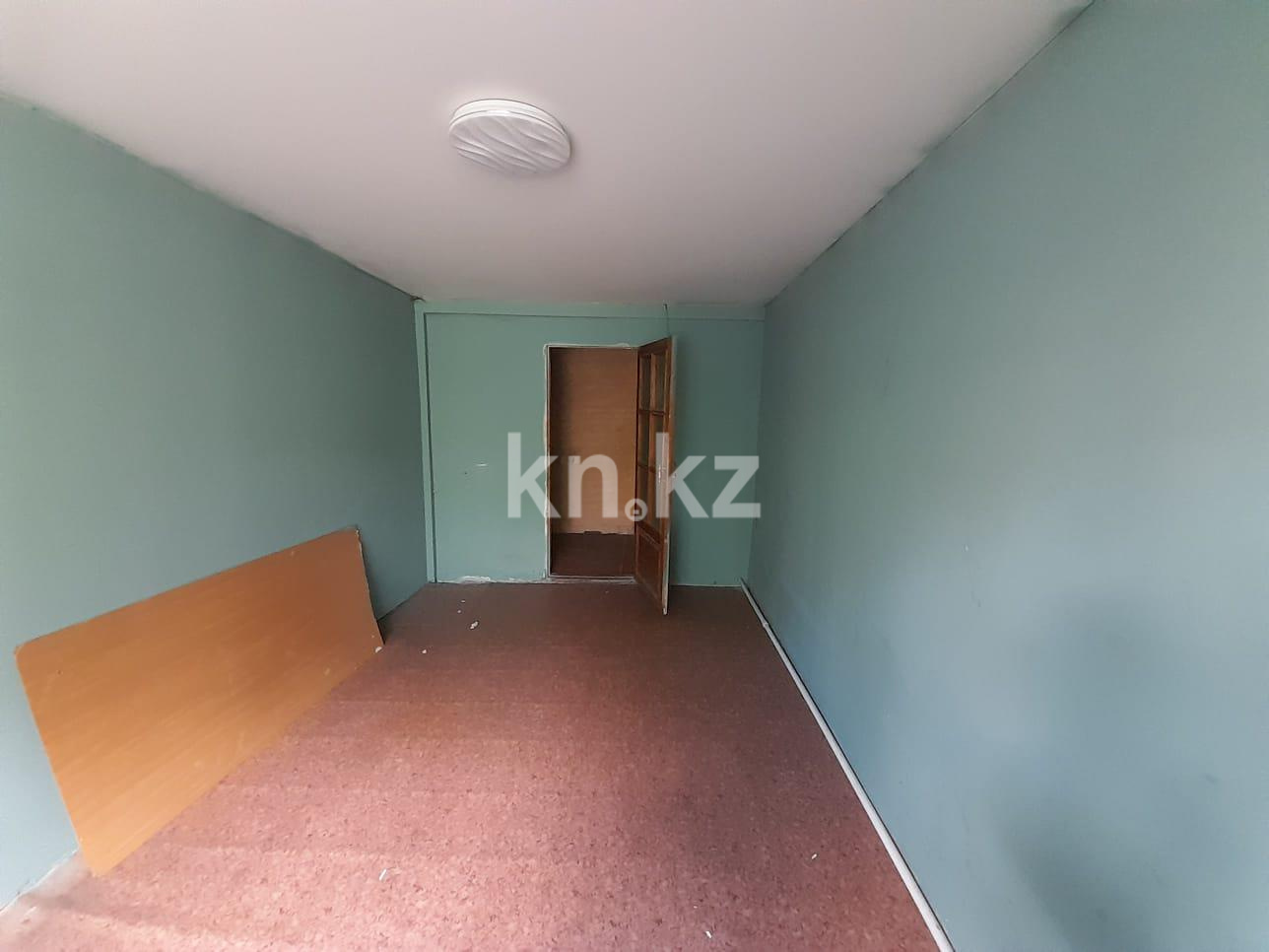 Продажа 4-комнатной квартиры, 96 м², ул. Степная, дом  1а - Продажа  четырехкомнатных квартир в Караганде фото 2 из 27