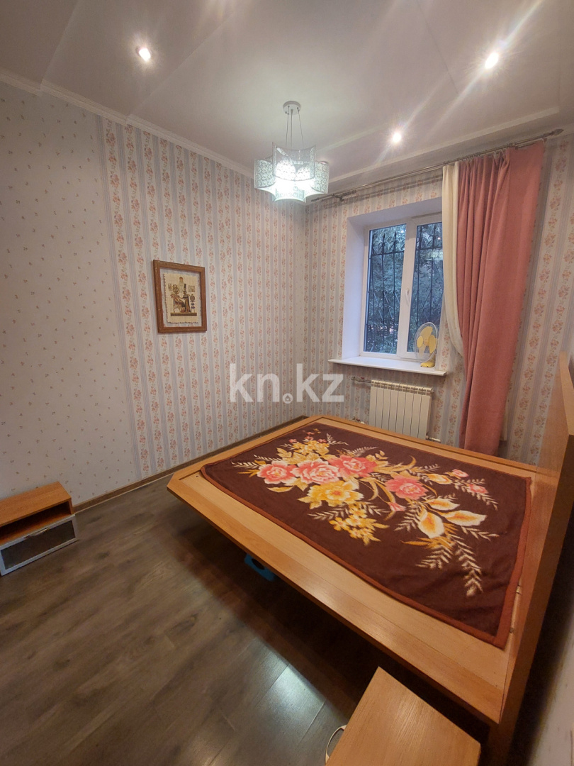 Продажа 2-комнатной квартиры, 57 м², ул. Аханова (Театральная), дом  54 в Караганде - фото 8