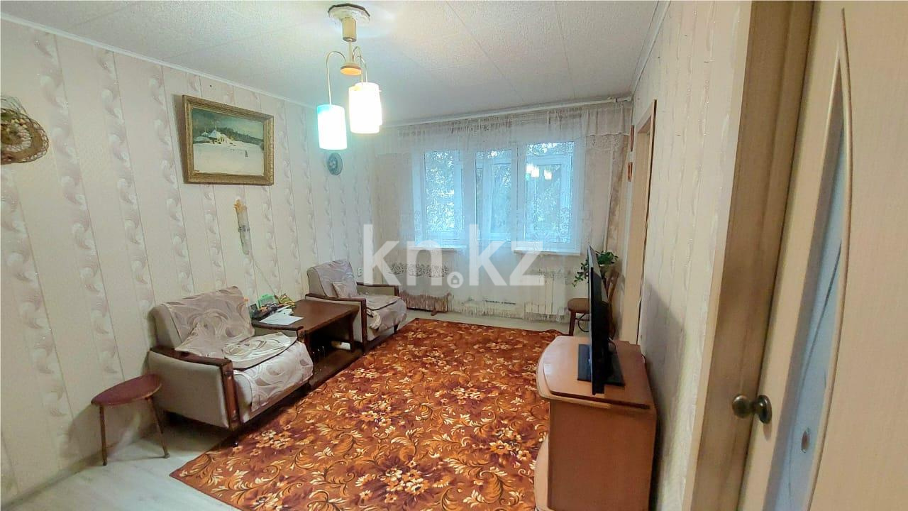 Продажа 3-комнатной квартиры, 48 м², пр. Металлургов - Продажа  трехкомнатных квартир в Темиртау фото 1 из 18