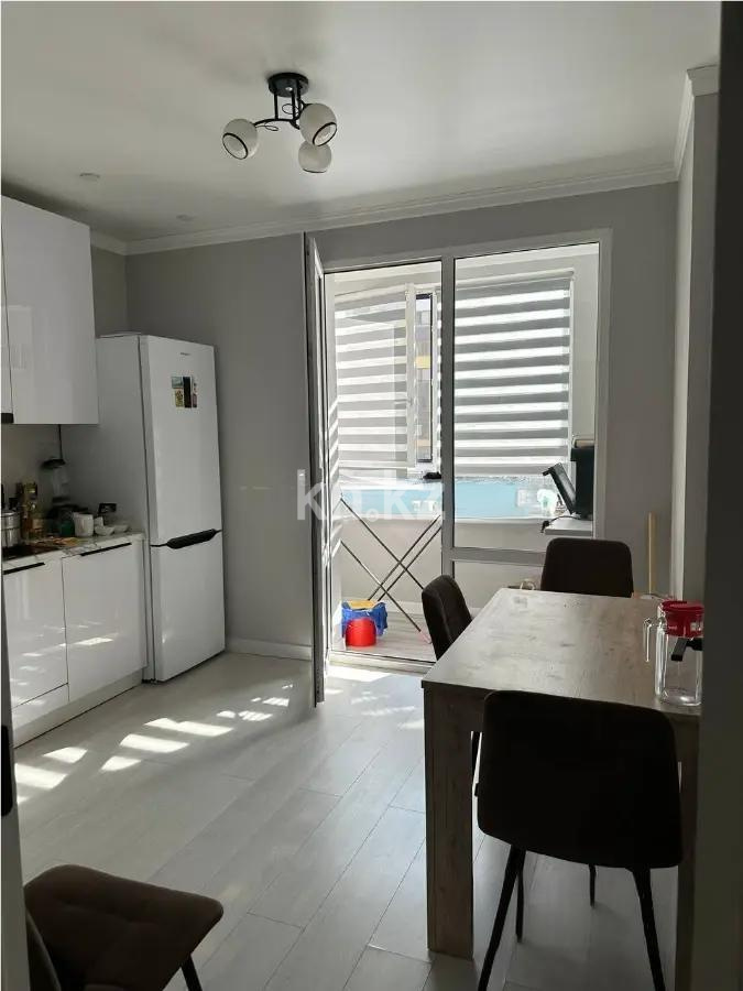 Продажа 1-комнатной квартиры, 45 м², ул. Торекулова, дом  91 в Алматы - фото 2