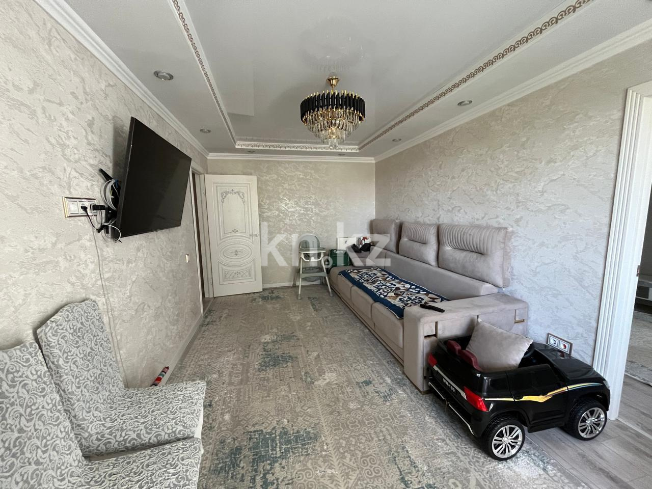 Продажа 3-комнатной квартиры, 61 м², мкр-н 19 в Караганде - фото 3