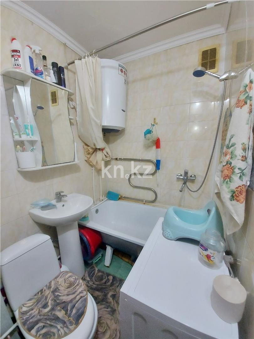 Продажа 2-комнатной квартиры, 44 м², мкр-н 12, дом  22 - Продажа квартир в Караганде фото 9 из 9