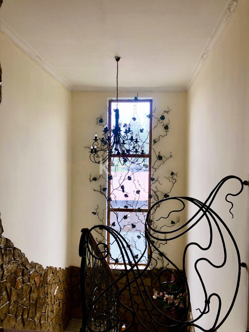 Продажа 5-комнатного дома, 230 м², ул. Халиуллина - Продажа домов, коттеджей в Алматы без посредников фото 16 из 22