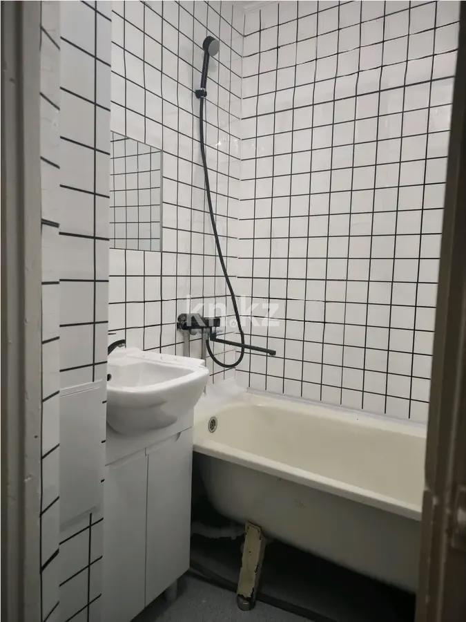 Продажа 4-комнатной квартиры, 84.1 м², мкр. Аксай-2, дом  13А - Продажа  четырехкомнатных квартир в Алматы без посредников фото 3 из 4