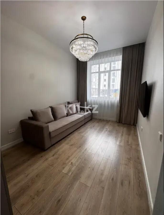 Продажа 1-комнатной квартиры, 38 м² в Астане