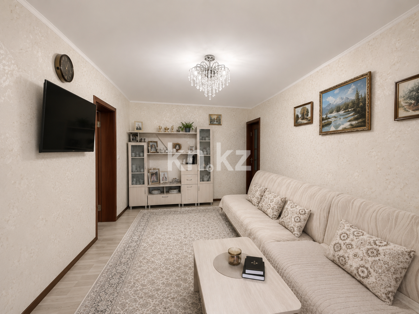 Продажа 4-комнатной квартиры, 61 м² в Караганде