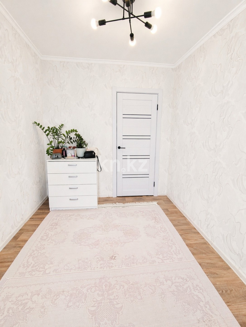 Продажа 3-комнатной квартиры, 48.1 м² - Продажа квартир в панельном доме в Уральске фото 5 из 16