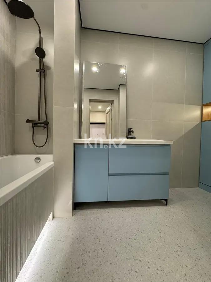 Продажа 3-комнатной квартиры, 65 м², ул. Момышулы, дом  10/12 в Алматы - фото 5