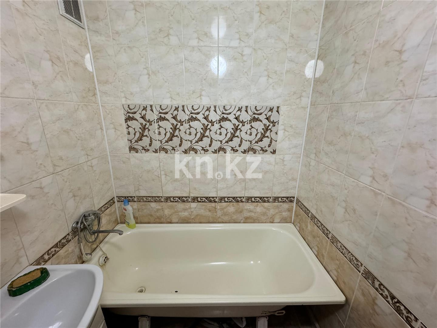 Продажа 4-комнатной квартиры, 70 м², ул. Жекибаева - Продажа  четырехкомнатных квартир в Караганде фото 7 из 10