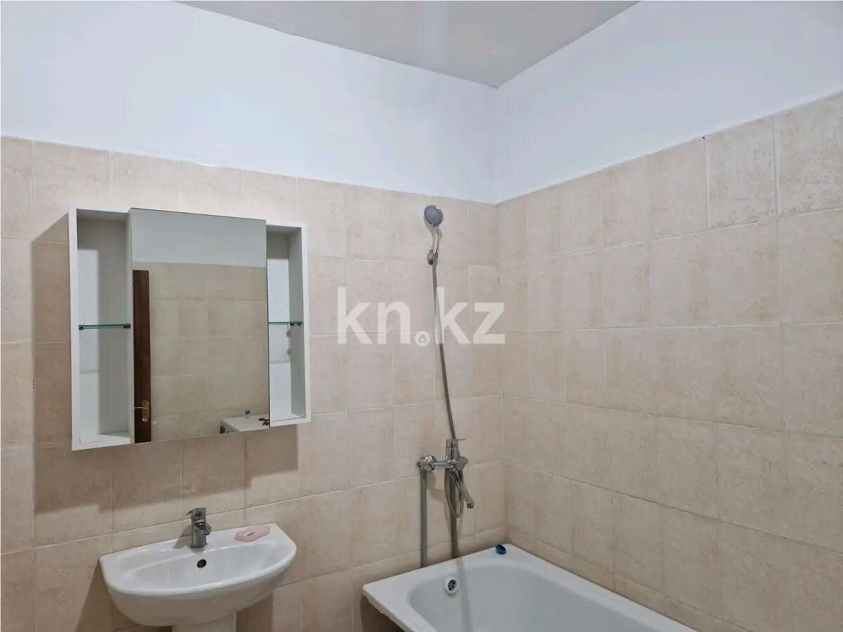 Продажа 2-комнатной квартиры, 69.5 м² в Алматы - фото 2
