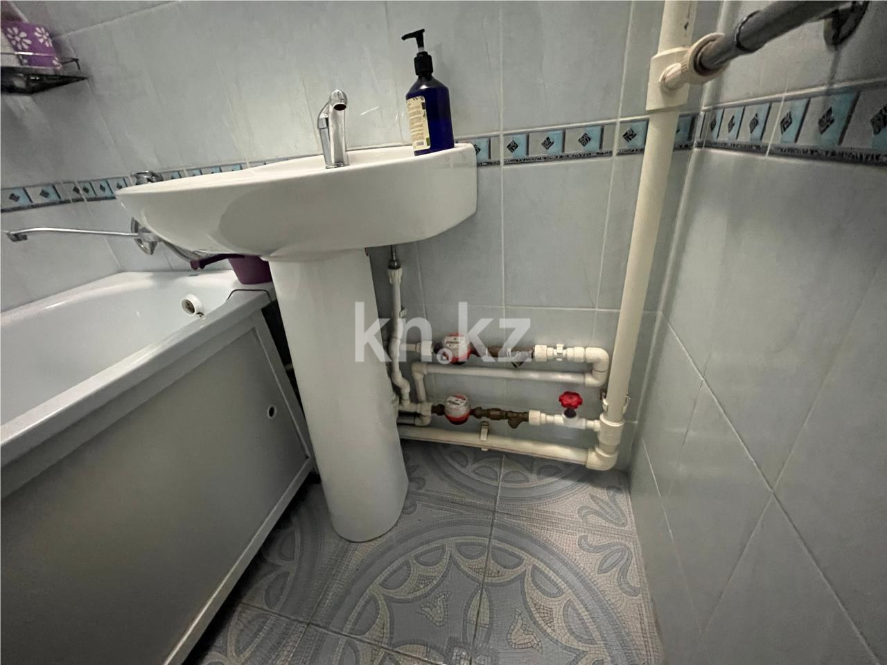 Продажа 3-комнатной квартиры, 63 м², мкр-н Степной-2, дом  6/2 - Продажа  трехкомнатных квартир в Караганде фото 12 из 20