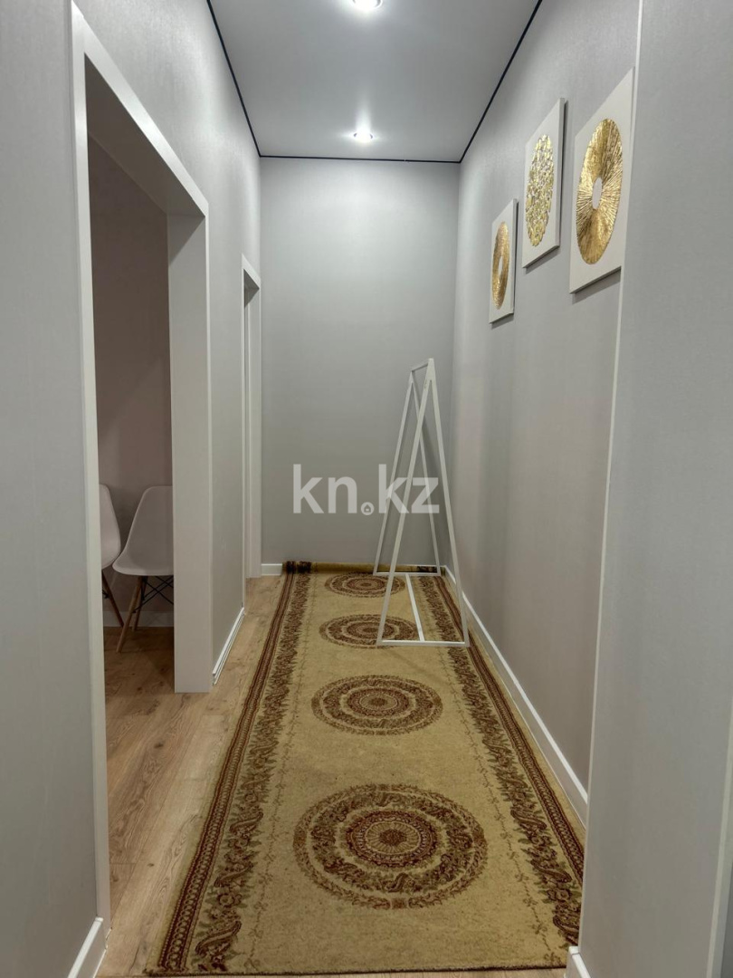 Продажа 2-комнатной квартиры, 60 м², ул. Букетова, дом  3/3 в Караганде - фото 4