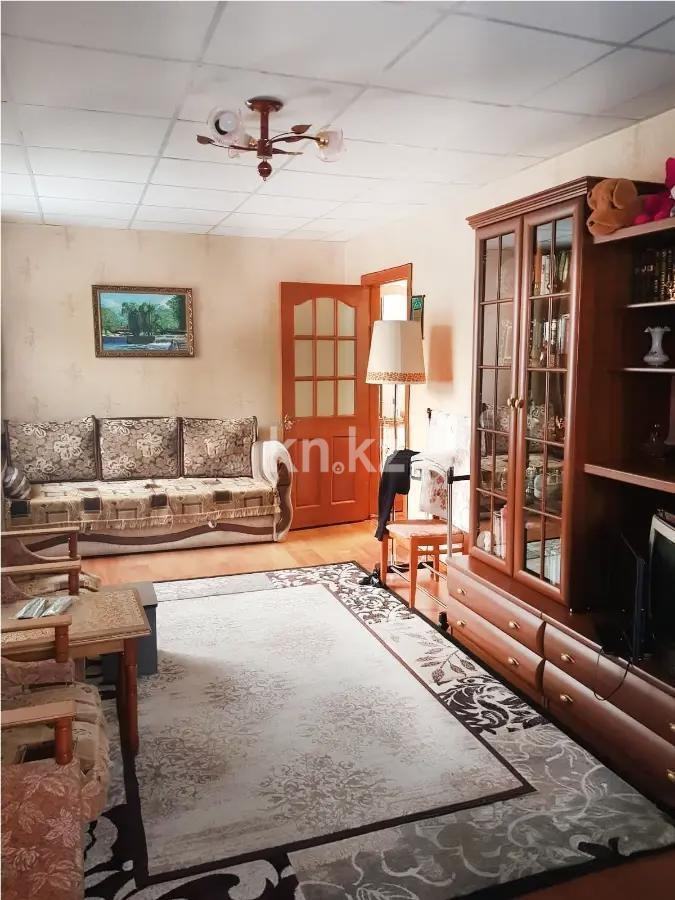 Продажа 1-комнатной квартиры, 32.8 м², мкр-н Орбита-2, дом  13 - Продажа квартир в Алматы фото 1 из 4