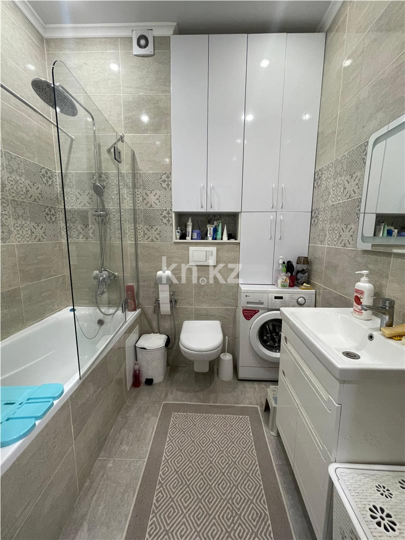 Продажа 3-комнатной квартиры, 95 м², ул. Сатыбалдина в Караганде - фото 7