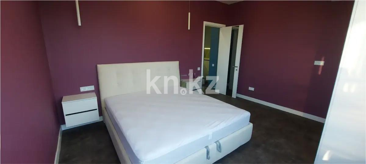 Продажа 3-комнатной квартиры, 70 м², ул. Утеген батыра, дом  11в в Алматы - фото 2