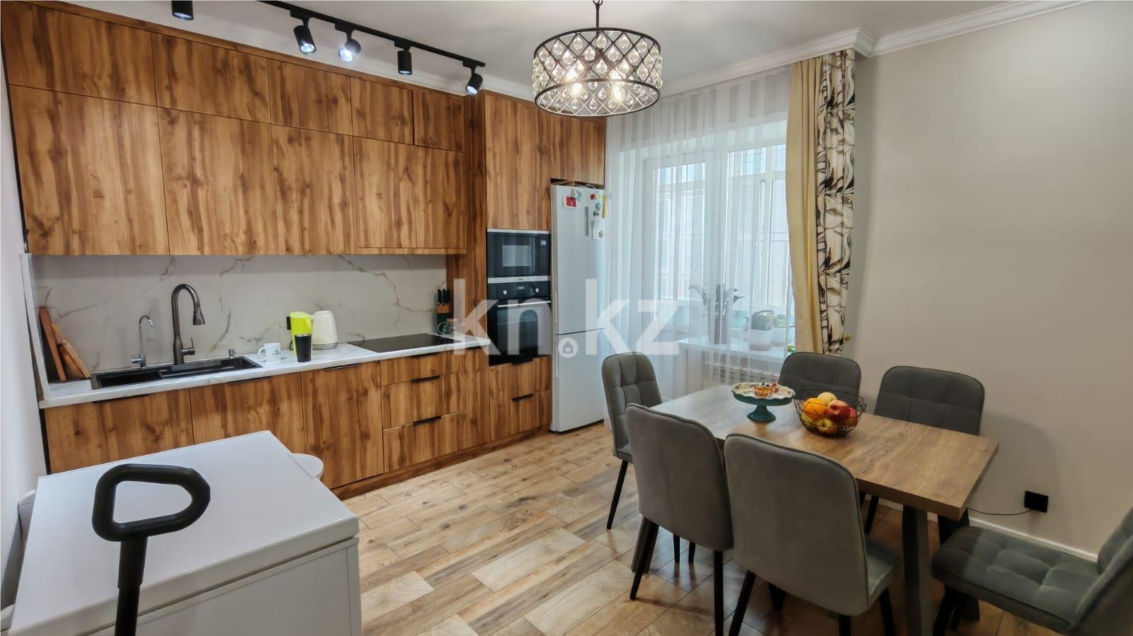 Продажа 3-комнатной квартиры, 97 м², ул. Букетова - Продажа  трехкомнатных квартир в Караганде фото 11 из 25