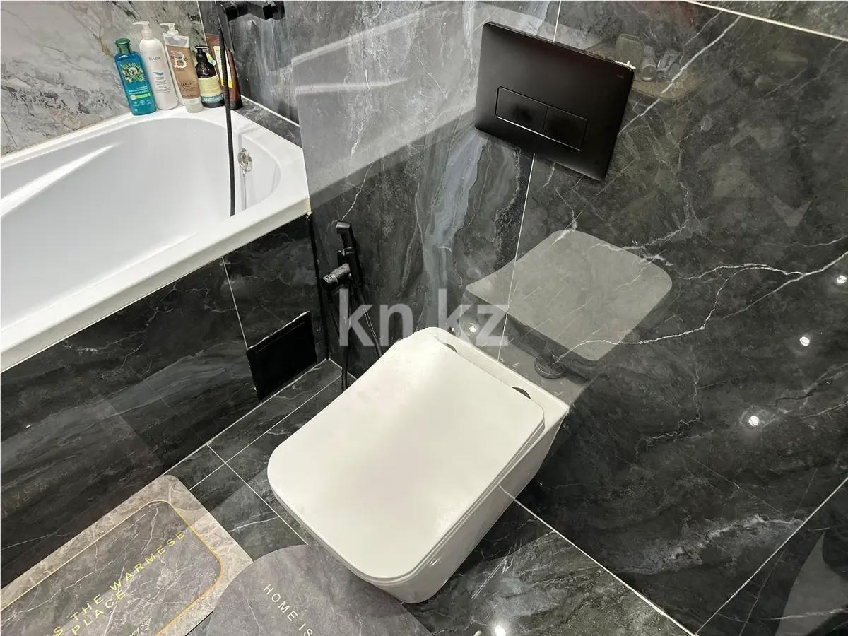 Продажа 2-комнатной квартиры, 66 м², ул. Дюсембекова, дом  83/2 - Продажа  двухкомнатных квартир в Караганде фото 2 из 2