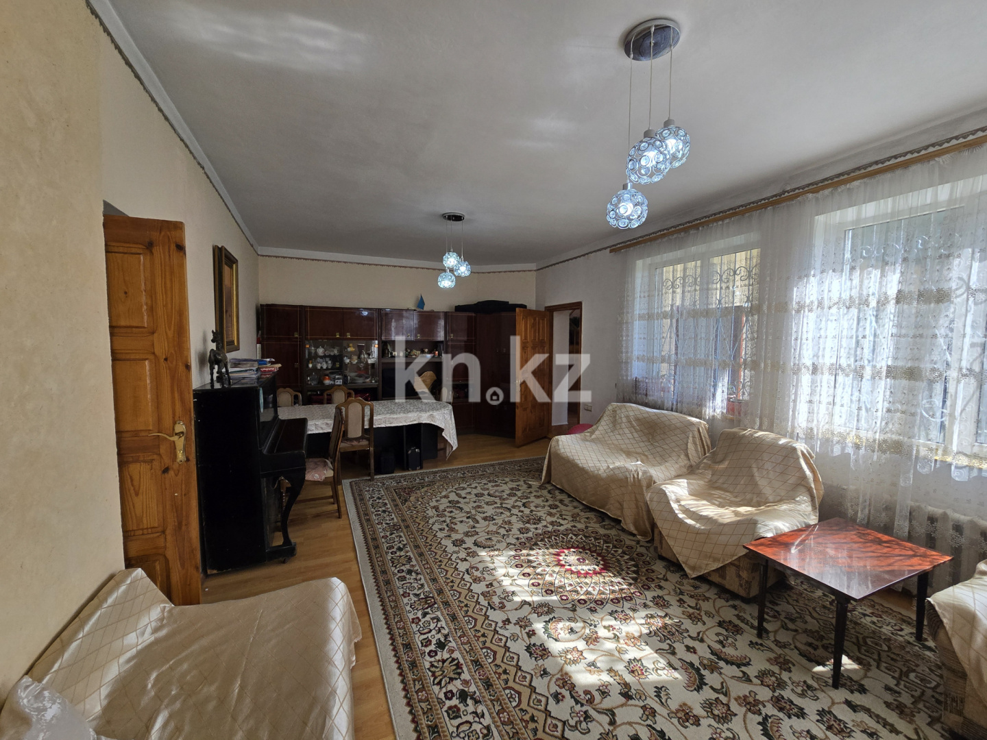 Продажа 8-комнатного дома, 198 м² - Продажа домов, коттеджей в Шымкенте фото 1 из 30