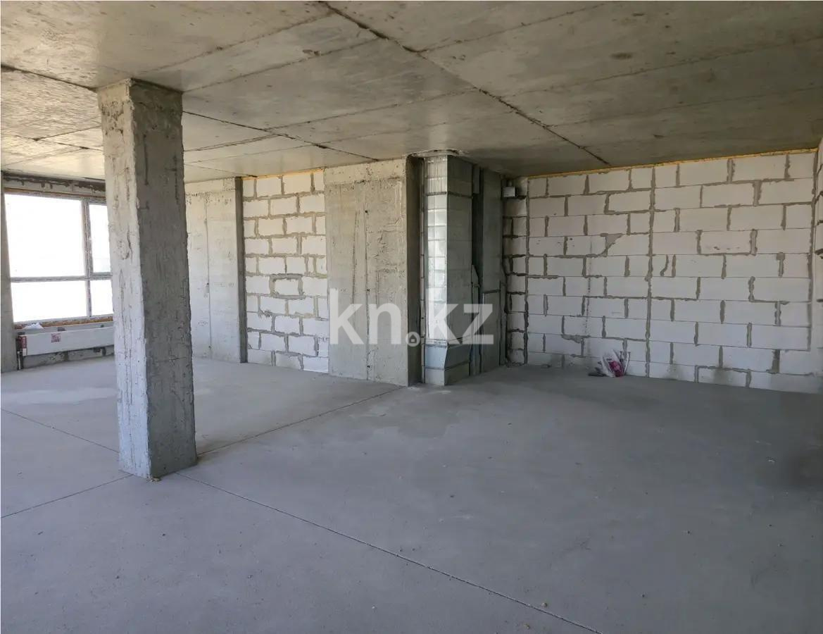 Продажа 3-комнатной квартиры, 102 м², пр. Абая, дом  160 в Алматы - фото 3