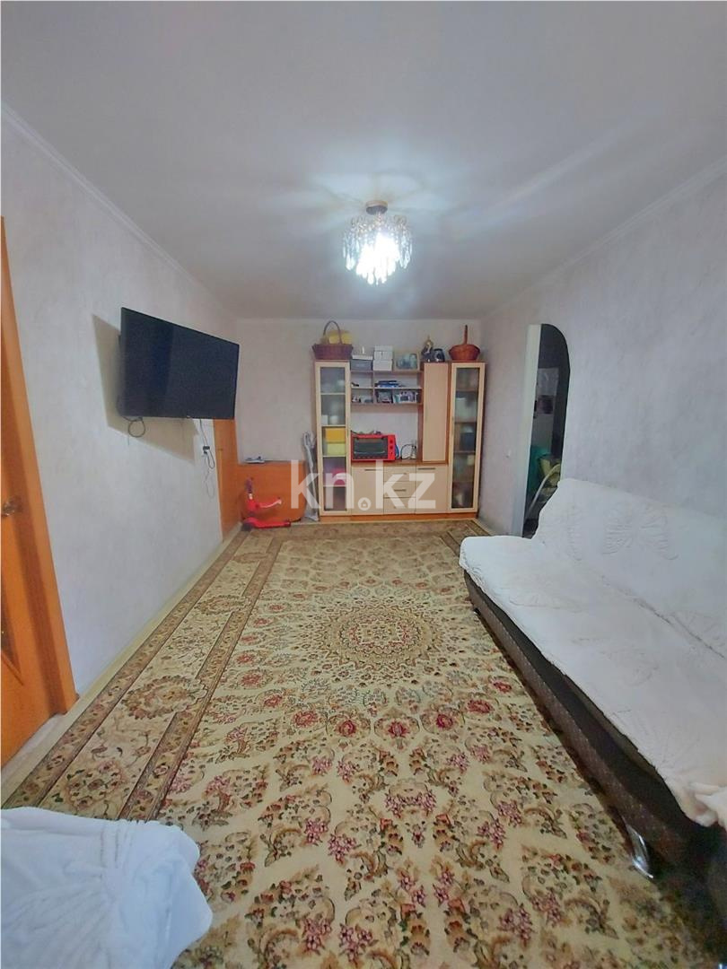 Продажа 2-комнатной квартиры, 44 м², мкр-н 12, дом  22 - Продажа квартир в Караганде фото 3 из 9