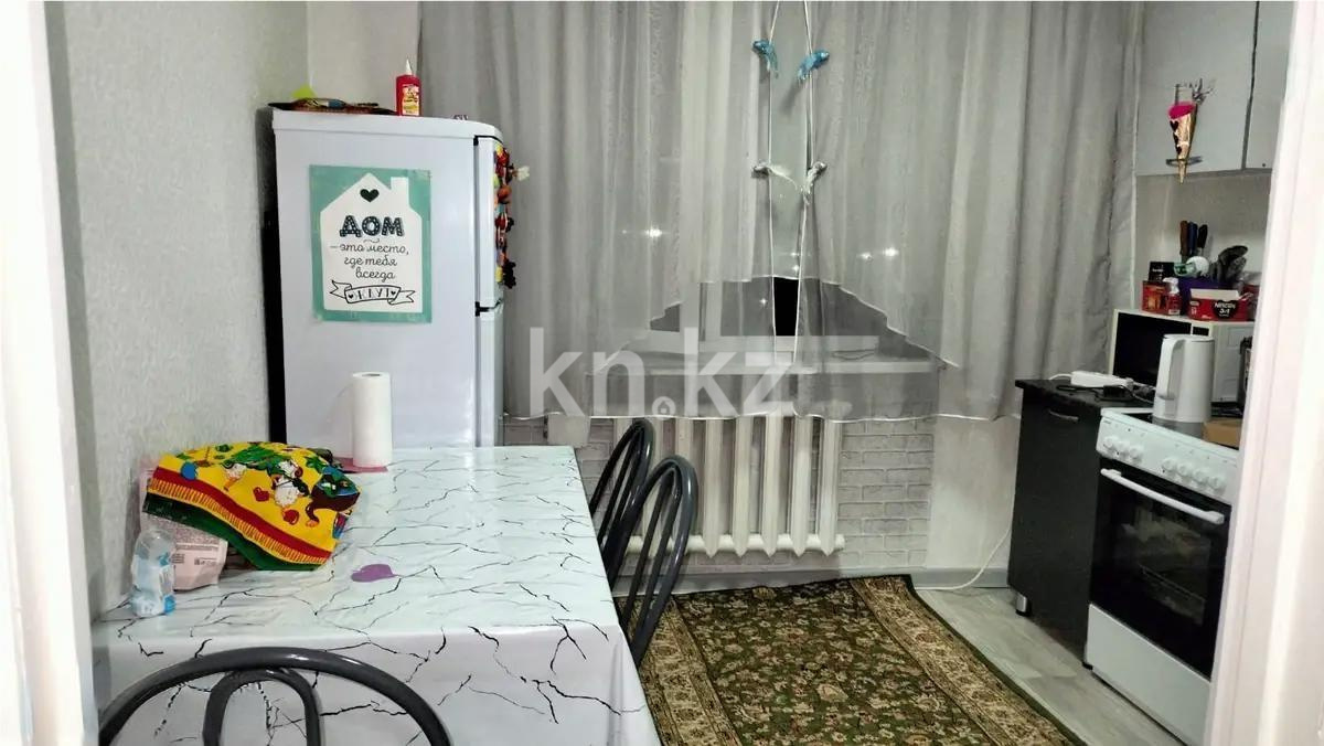 Продажа 1-комнатной квартиры, 35 м², 15 мкр., дом  26/3 - Продажа  однокомнатных квартир в Караганде с фото фото 3 из 5