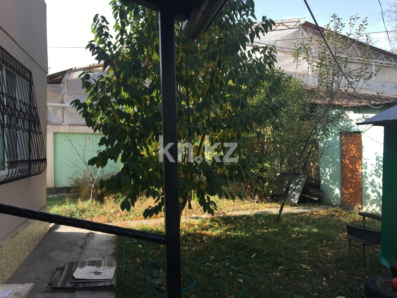 Продажа 6-комнатного дома, 220 м², ул. Шакарима - Продажа домов, коттеджей в Алматы фото 14 из 17