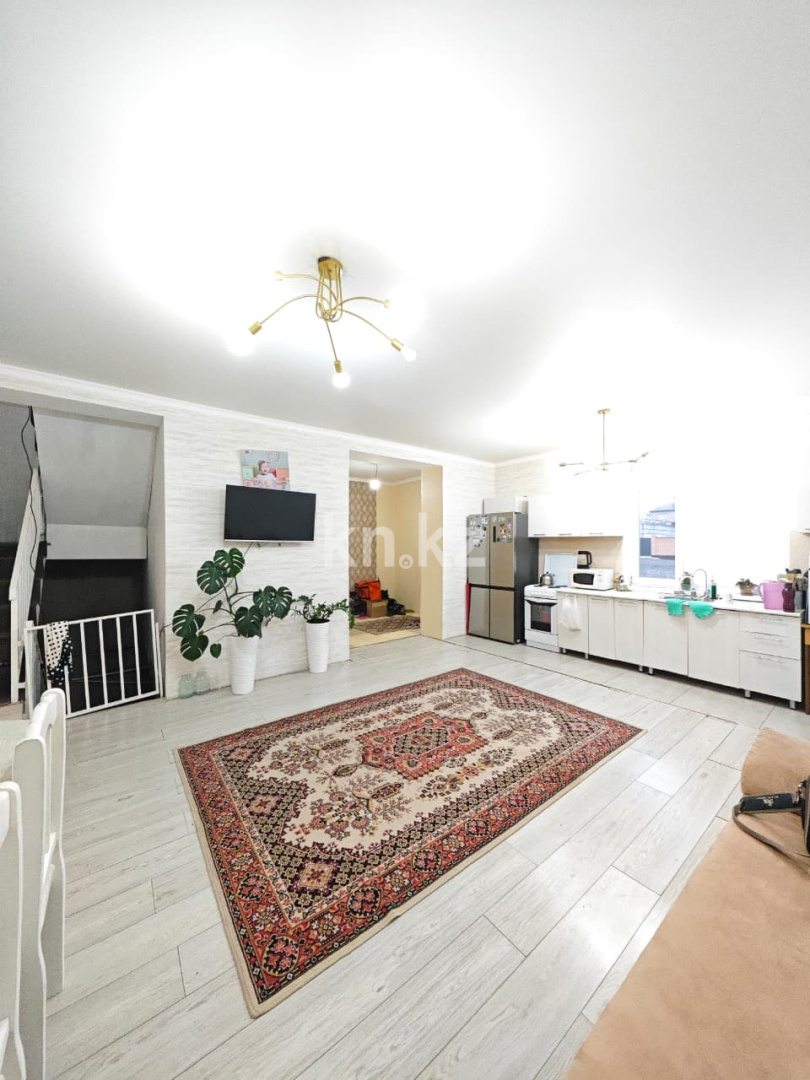 Продажа 5-комнатного дома, 250 м² - Продажа домов, коттеджей в Казахстане - страница 4 фото 1 из 22