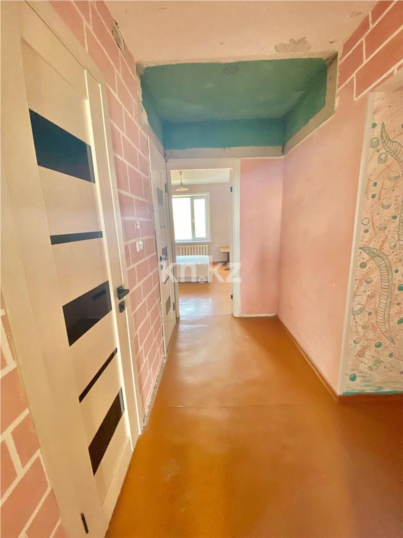 Продажа 3-комнатной квартиры, 68 м², мкр-н Восток-1, дом  16 - Продажа  трехкомнатных квартир в Караганде фото 5 из 16