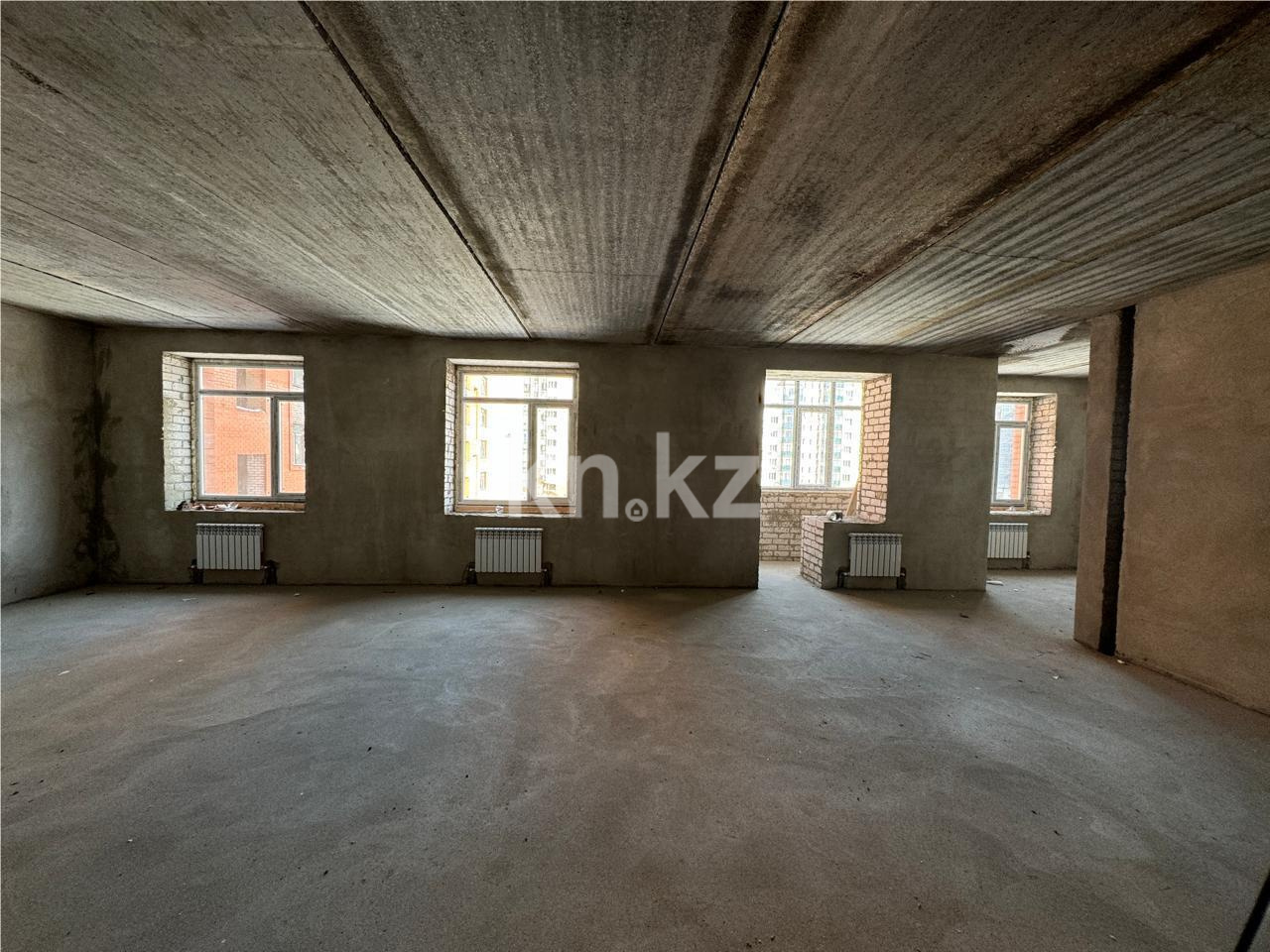 Продажа 3-комнатной квартиры, 78 м², 137 учетный квартал - Продажа  трехкомнатных квартир в Караганде фото 1 из 6