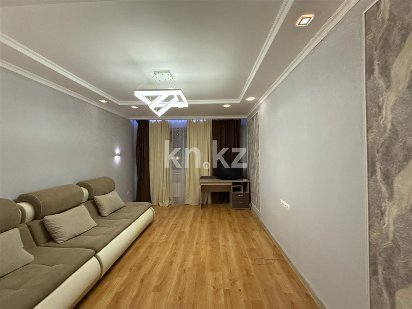 Продажа 3-комнатной квартиры, 77 м², ул. Айтматова - Продажа квартир в Казахстане фото 1 из 12