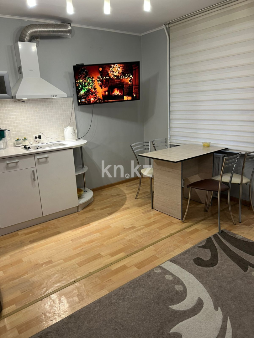 Аренда 1-комнатной квартиры посуточно, 38 м² - Недвижимость в Усть-Каменогорске фото 4 из 6