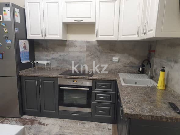 Аренда 1-комнатной квартиры, 50 м² в Астане