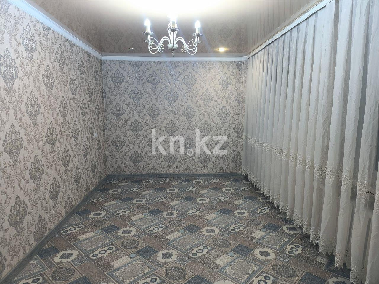 Продажа 4-комнатной квартиры, 76 м², ул. Дюсембекова - Продажа  четырехкомнатных квартир в Караганде фото 7 из 17